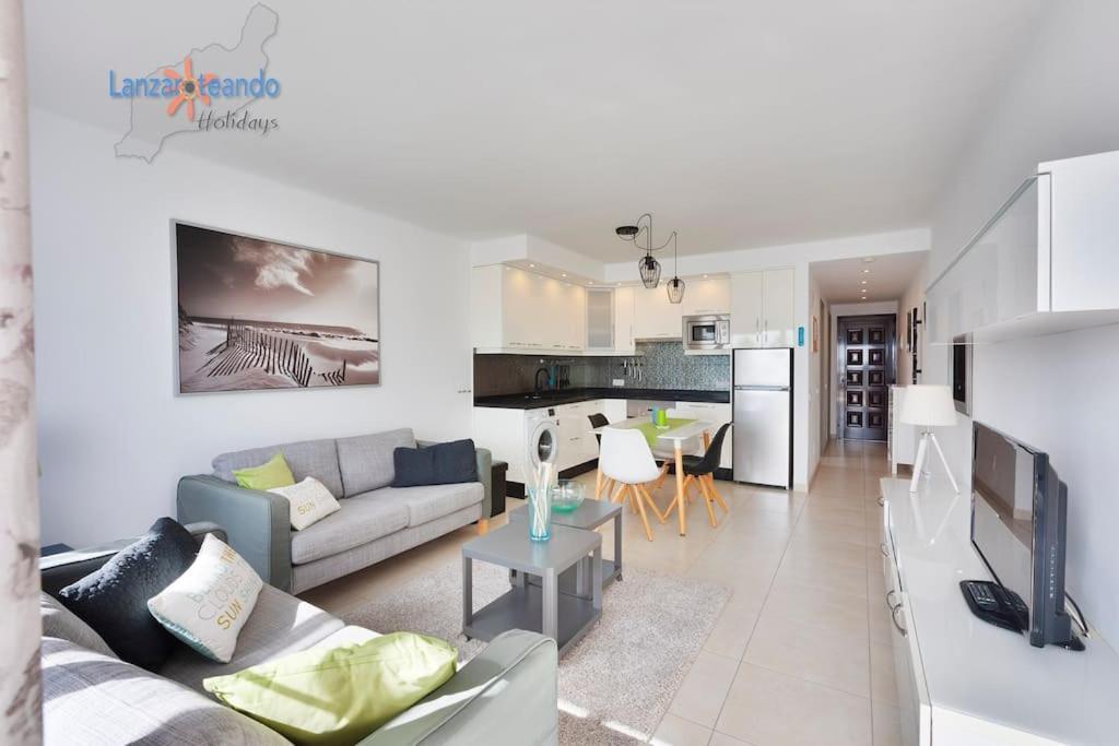 Casa Patty, Piscinas Climatizadas, Primera Linea Costa Teguise Luaran gambar