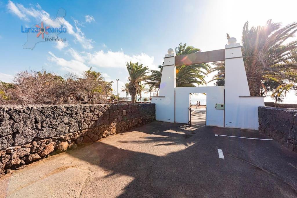 Casa Patty, Piscinas Climatizadas, Primera Linea Costa Teguise Luaran gambar